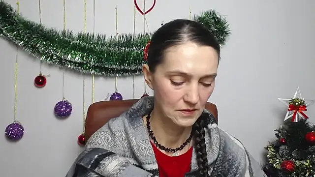 TayaFinch online show from December 19, 1:25 pm