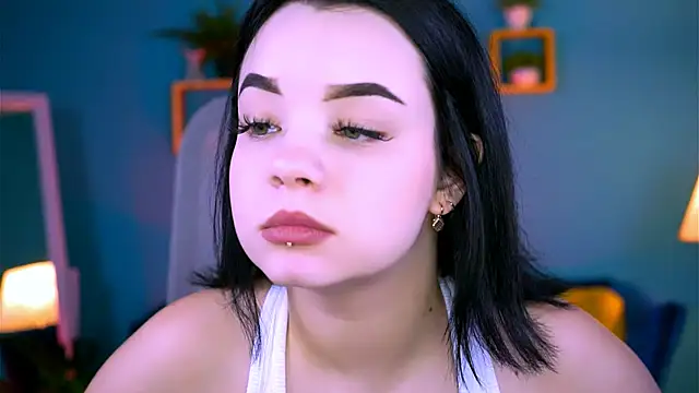 Snapshot of leslierowe_ chatting on October 3, 4:34 pm leslierowe  online show from October 3, 4:34 pm