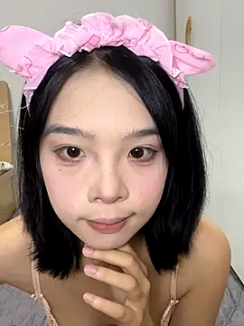 qiqi x online show from September 27, 2:35 pm