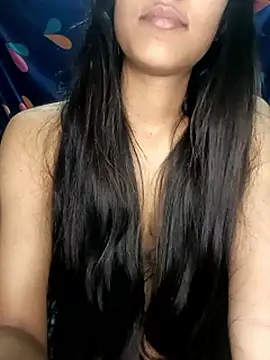 reetika6375 online show from November 14, 9:37 pm