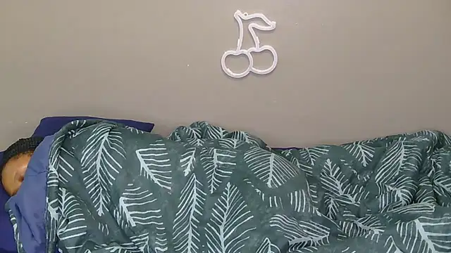 Serafynn online show from December 19, 12:26 am