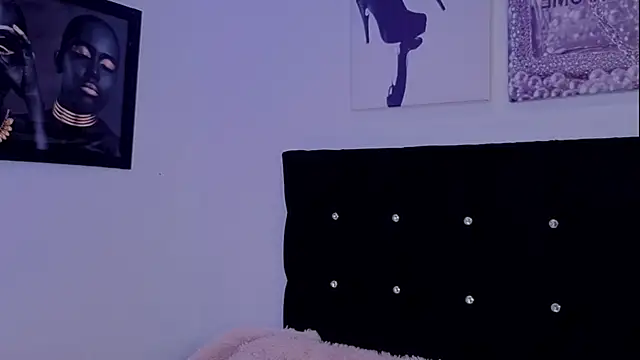 Angel-dragun online show from March 18, 3:11 am