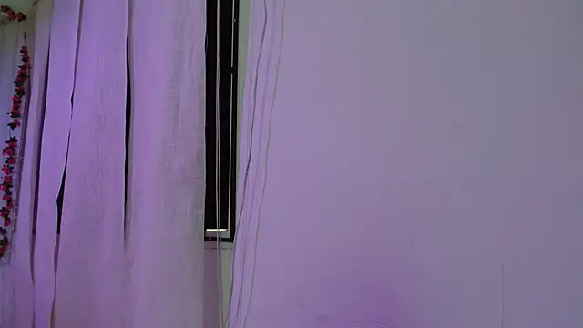 Tiana1609 online show from September 19, 9:25 pm