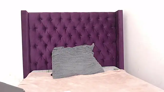 KaMila M00N online show from March 15, 5:20 am