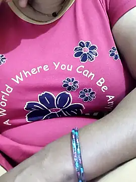 Hot Desi Milf online show from March 13, 11:22 am