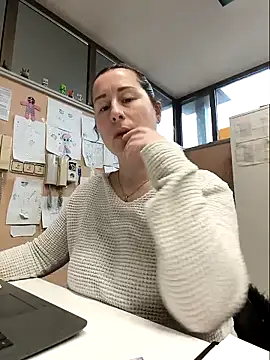 bichota85 online show from February 13, 11:12 am