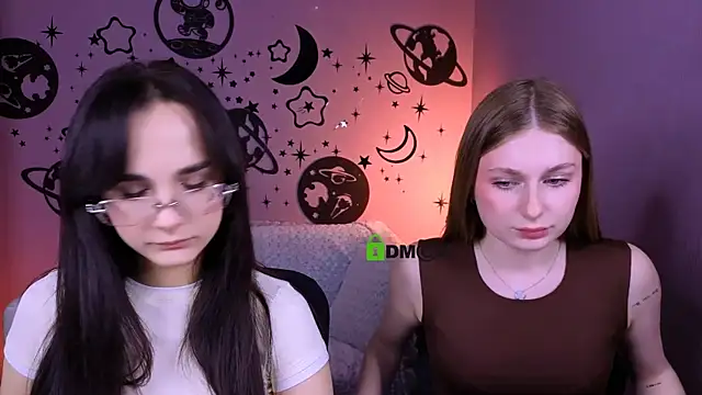 ariana ross7 online show from April 18, 7:29 pm