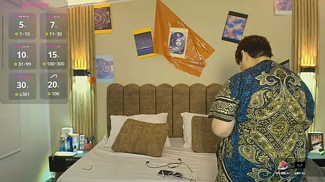 Snapshot of Sasharosee2 chatting on October 1, 12:21 pm Sasharosee2 online show from October 1, 12:21 pm