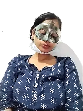 ms-naina online show from April 4, 7:45 pm