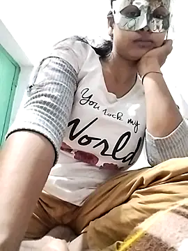 ms-naina online show from January 5, 6:00 pm