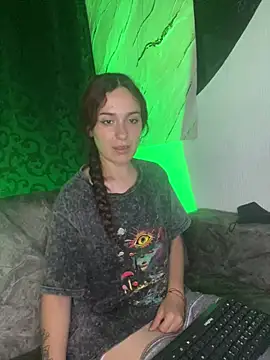 kat desiree online show from June 26, 8:26 am