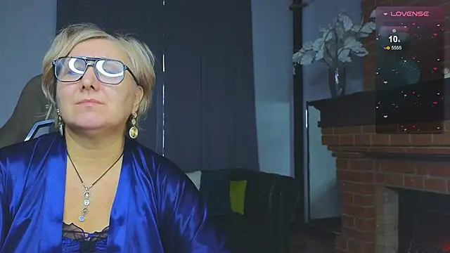 Marta Wils online show from October 28, 3:56 am