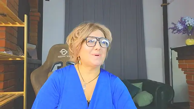 Marta Wils online show from November 18, 5:30 am