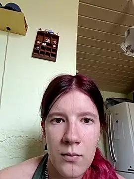 Hot SkinnyGirl online show from April 16, 10:15 am