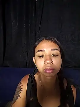 Suzanelee1 online show from November 17, 11:27 pm