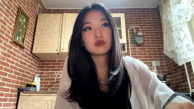 EmmaLeexth online show from March 24, 11:26 am