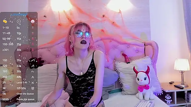 Rossiie Hunt  online show from October 25, 7:43 pm