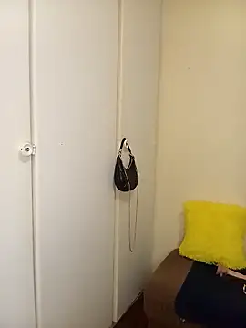 BubblyBeautiful online show from December 14, 9:59 am