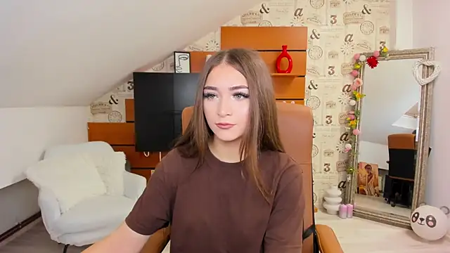 EllaClarke online show from December 1, 9:02 am