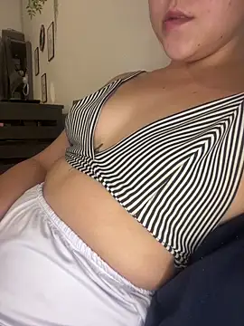 maduuuhot online show from March 6, 11:00 pm