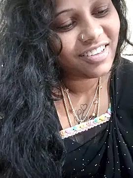 sweetqueen143 online show from November 24, 4:58 am