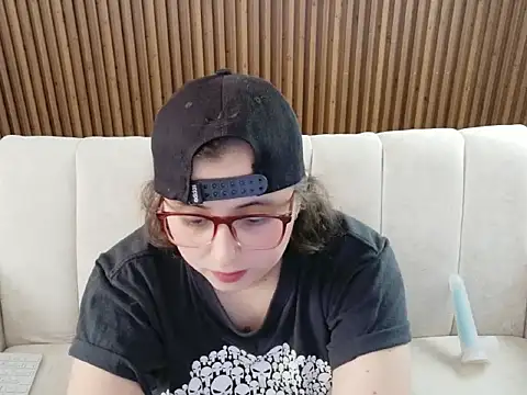 dirty feelena online show from February 18, 5:56 pm