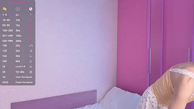 Snapshot of blooming_rosee chatting on October 21, 12:09 pm blooming rosee online show from October 21, 12:09 pm