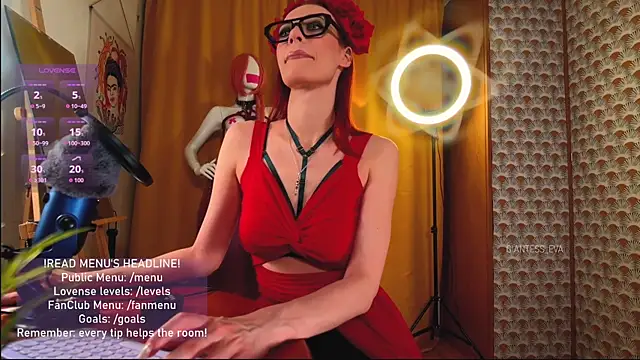 Giantess Eva online show from July 3, 6:36 pm