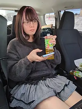 takusaki223 online show from January 17, 12:29 am