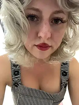 RonnieKiss online show from March 25, 1:47 pm