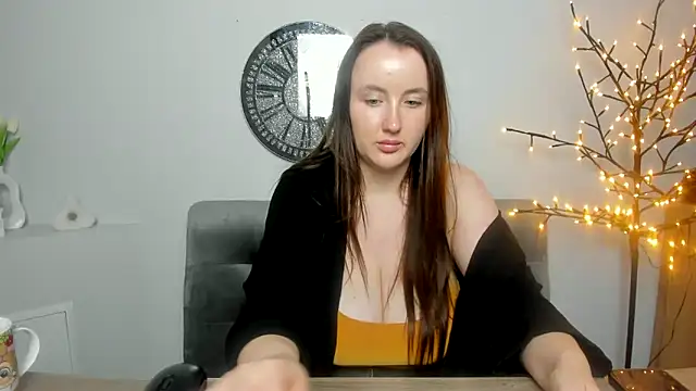 LilaWinks online show from November 21, 5:15 pm