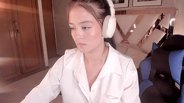 HaathorX online show from February 12, 8:21 pm