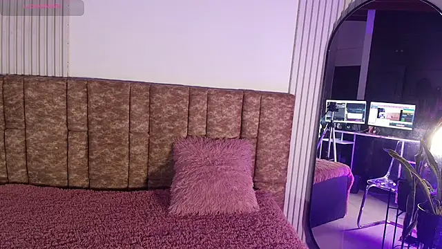 Missdionne curly online show from March 24, 11:26 am