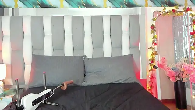 IsaDiiaz online show from December 22, 5:21 am