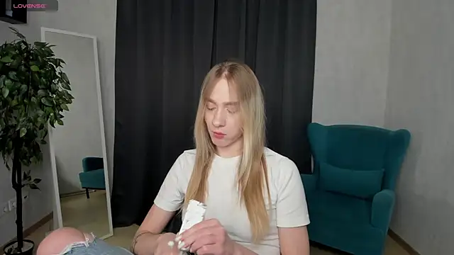 mellisadream online show from October 15, 5:32 am