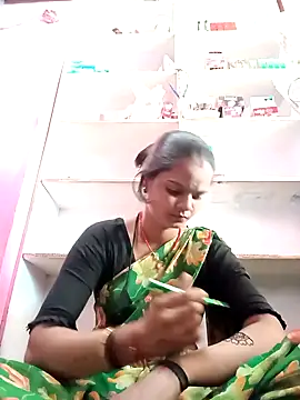Snapshot of Payalji_p chatting on October 10, 5:45 am Payalji p online show from October 10, 5:45 am