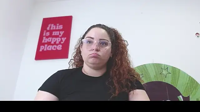 AmandaaWats online show from June 28, 8:37 pm