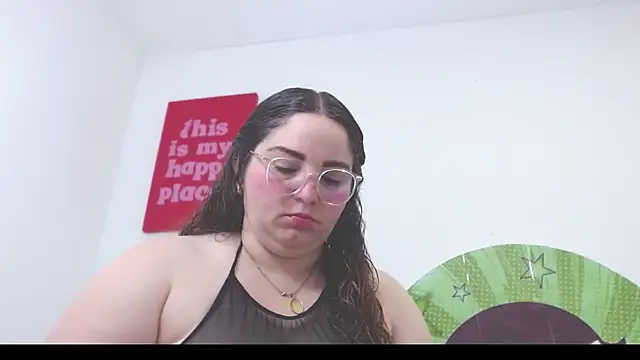 AmandaaWats online show from June 21, 5:39 pm