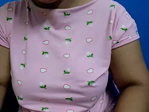 tamilqueenbaby online show from October 17, 11:30 pm