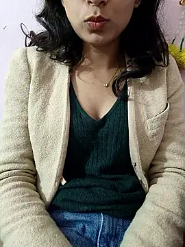 anayahotty online show from January 11, 4:45 pm