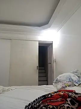 lucineia7 online show from April 1, 7:55 pm