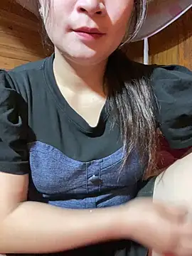 violet-00 online show from May 17, 2:11 am