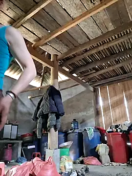 xuxulovezz online show from April 15, 4:46 am