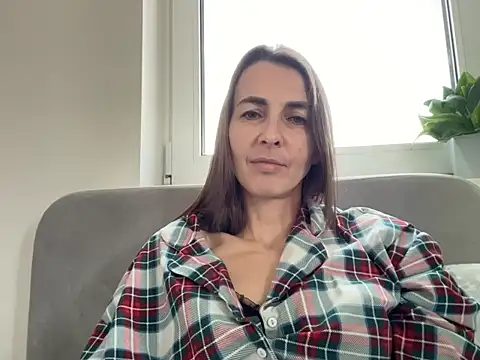 Arivanna online show from October 2, 9:25 am