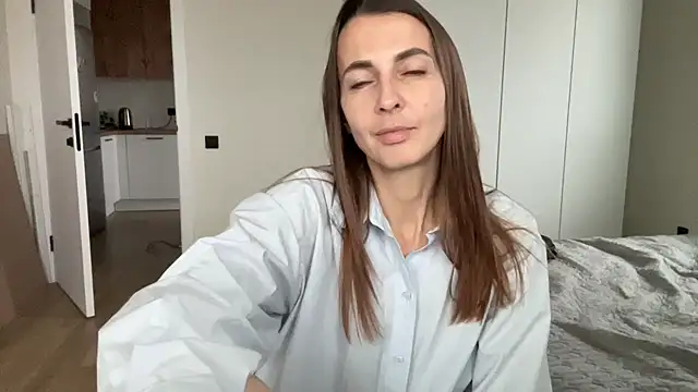 Arivanna online show from October 10, 11:48 am