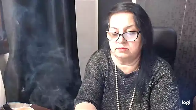 MissSanjanne online show from November 18, 2:01 am