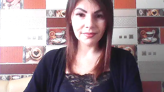 QueenCartyes online show from March 6, 11:49 am