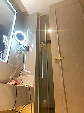 miumiu-66 online show from November 12, 9:18 am