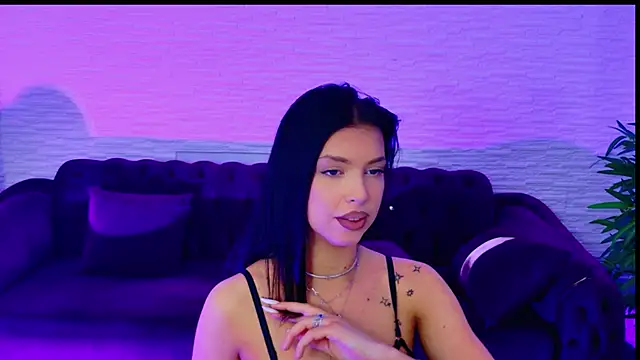 MeganSin  online show from January 19, 7:04 am