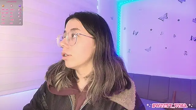 sweettvera online show from April 15, 4:18 pm